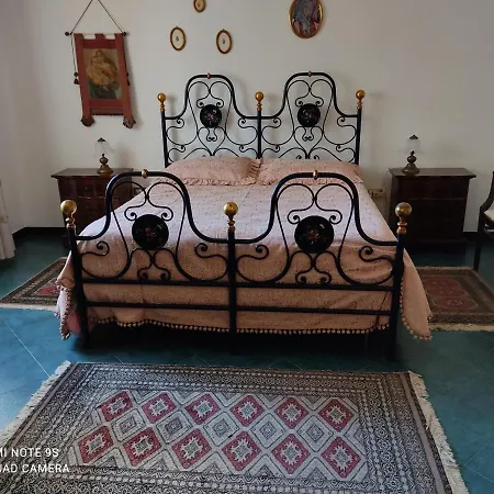 Rum i privatbostad Aristogatti San Pietro Vernotico